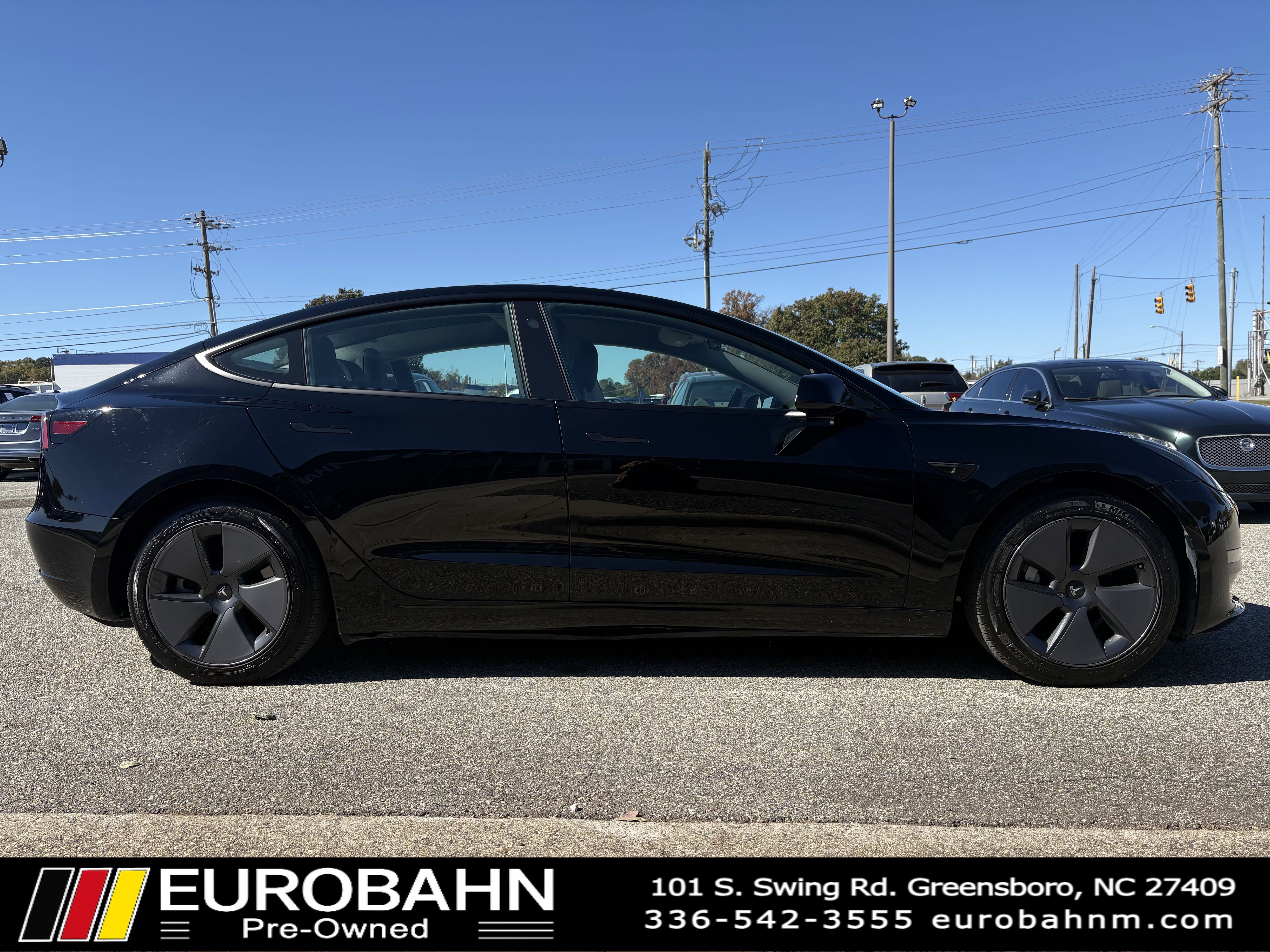 Used 2023 Tesla Model 3 Standard Range image 23