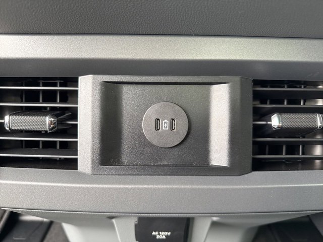 New 2026 Ford F250 XLT w/ XLT Premium Package image 35