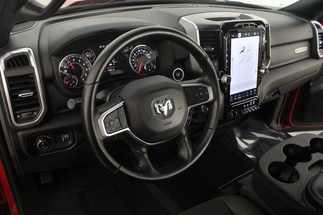 Used 2024 RAM 2500 Big Horn w/ Sport Appearance Package image 9