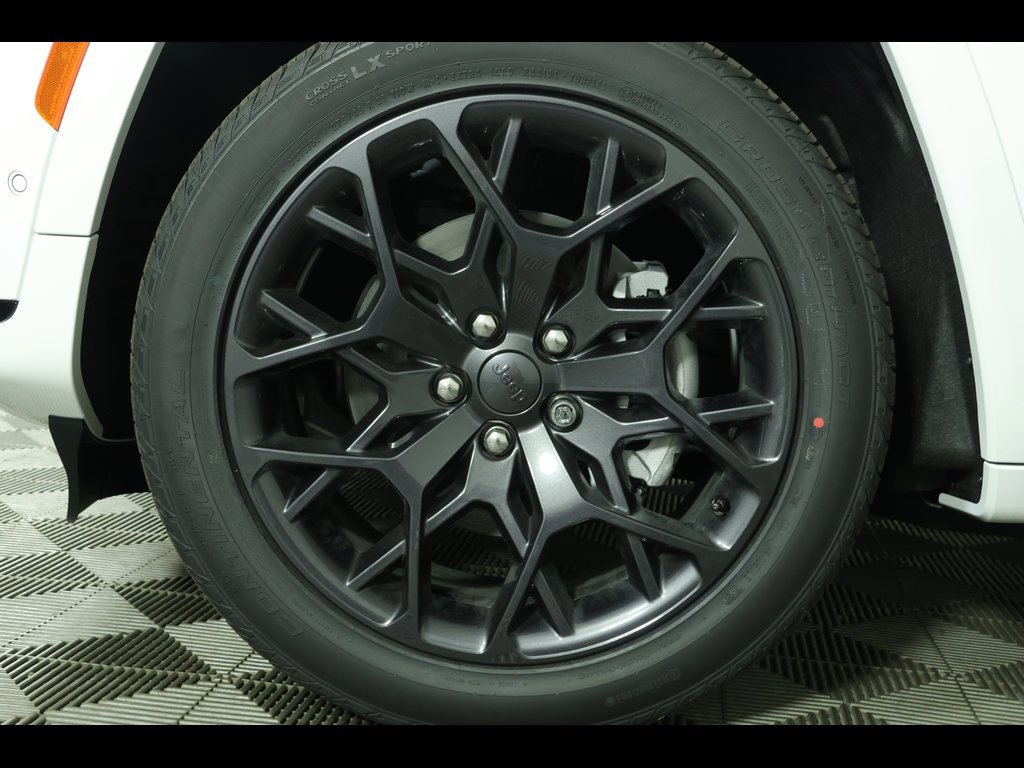 New 2025 Jeep Grand Cherokee L Summit image 16