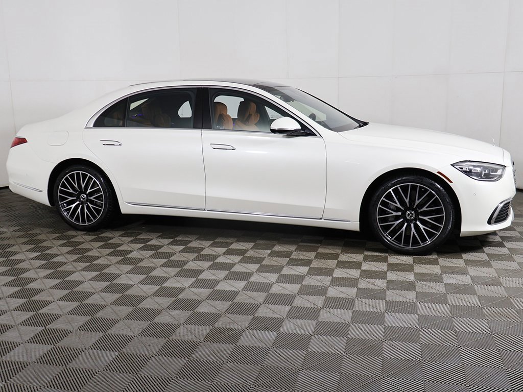 Used 2023 Mercedes-Benz S 500 S 500 image 18