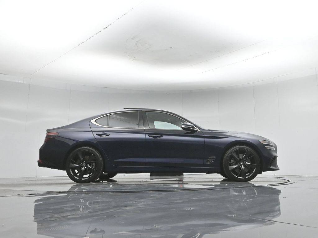 Used 2023 Genesis G70 3.3T w/ Sport Advanced Package RWD image 8