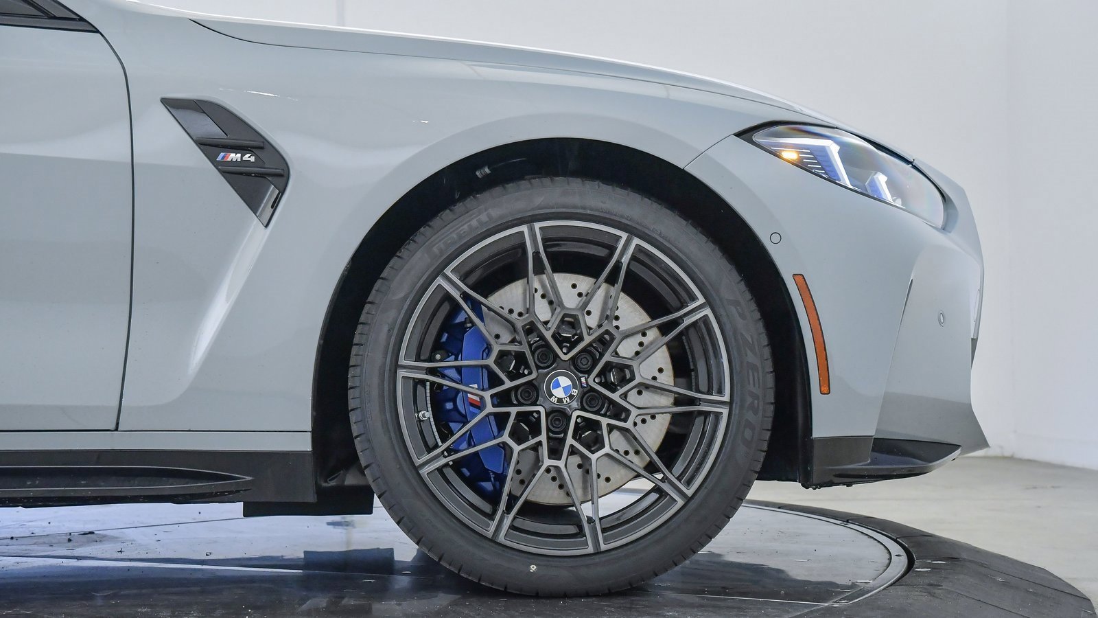 New 2025 BMW M4 Coupe w/ Parking Assistance Package image 18