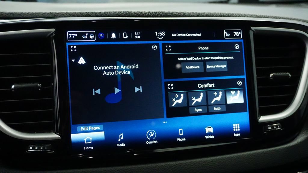 Certified 2024 Chrysler Pacifica Touring-L image 30