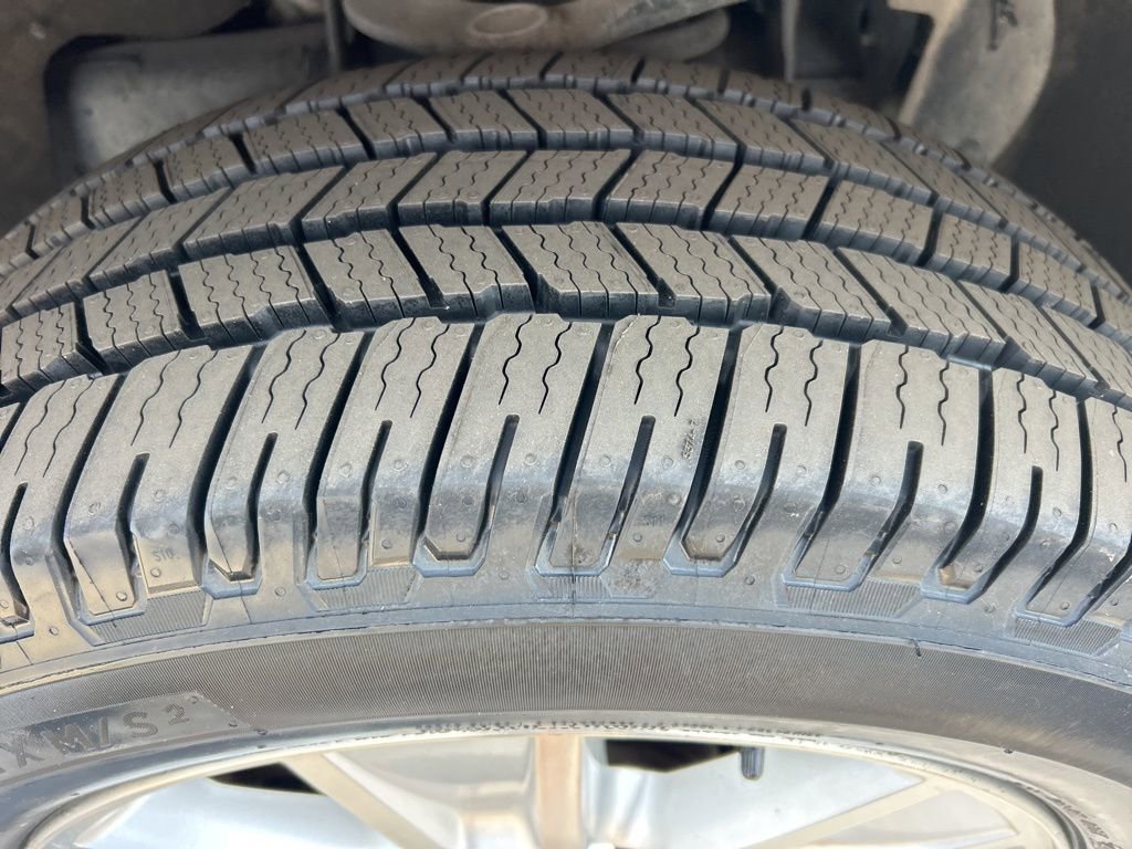 Used 2012 Ford F150 Lariat w/ Lariat Plus Pkg RWD image 25