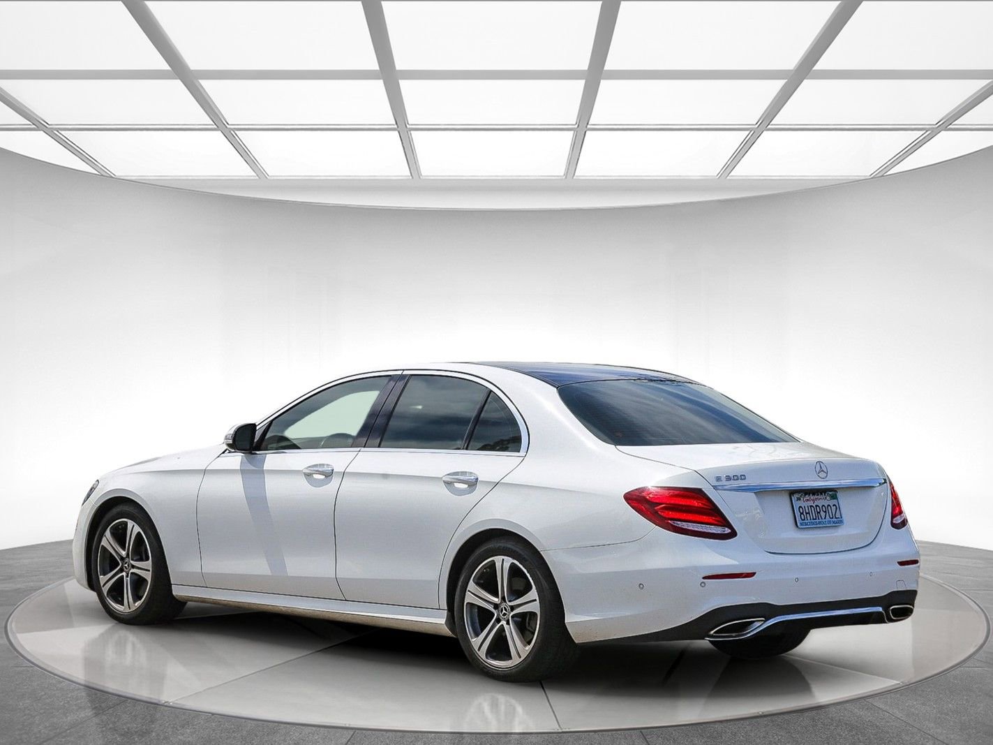 Certified 2019 Mercedes-Benz E 300 image 2