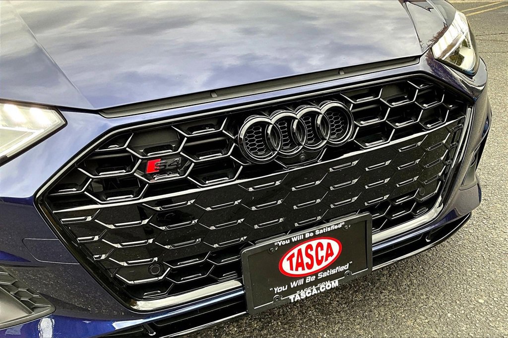 Used 2023 Audi S4 Premium Plus image 33