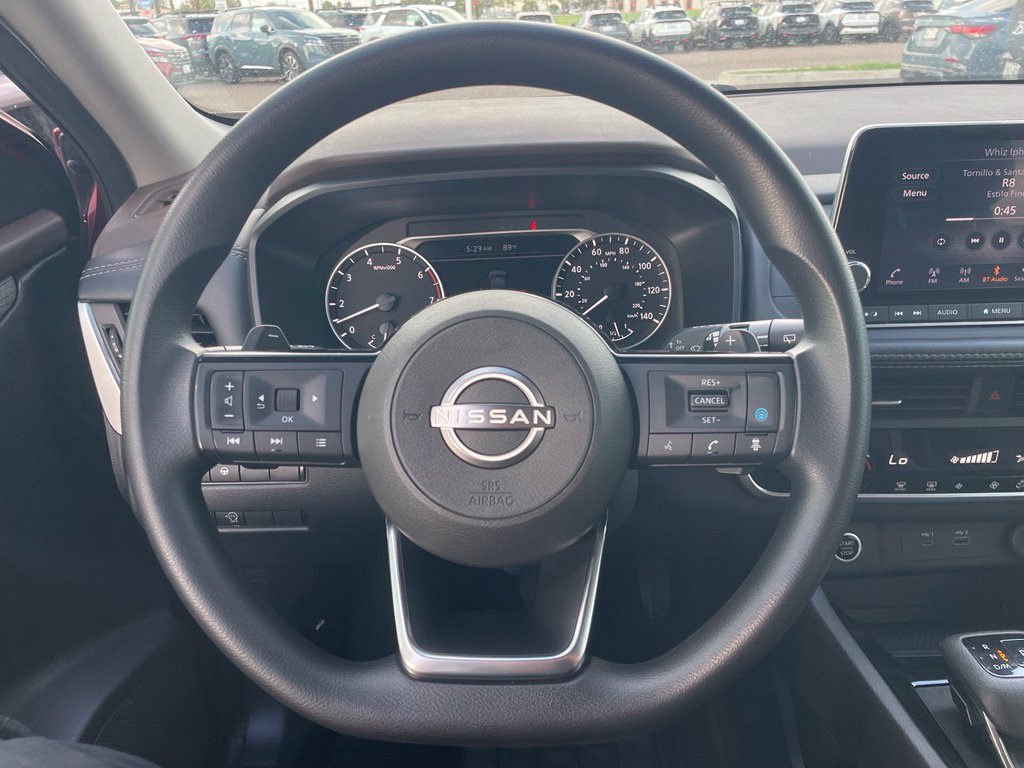 Certified 2023 Nissan Rogue SV FWD image 8