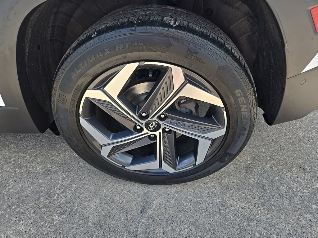 Used 2022 Hyundai Tucson Limited AWD/4WD image 24