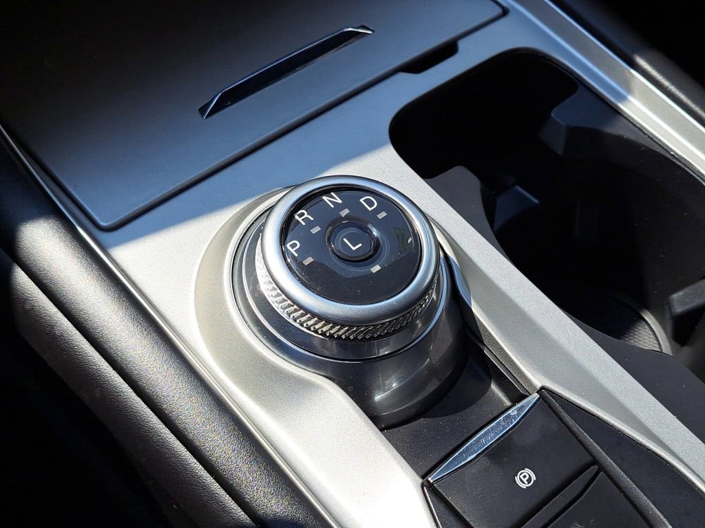 Used 2022 Ford Explorer XLT image 17