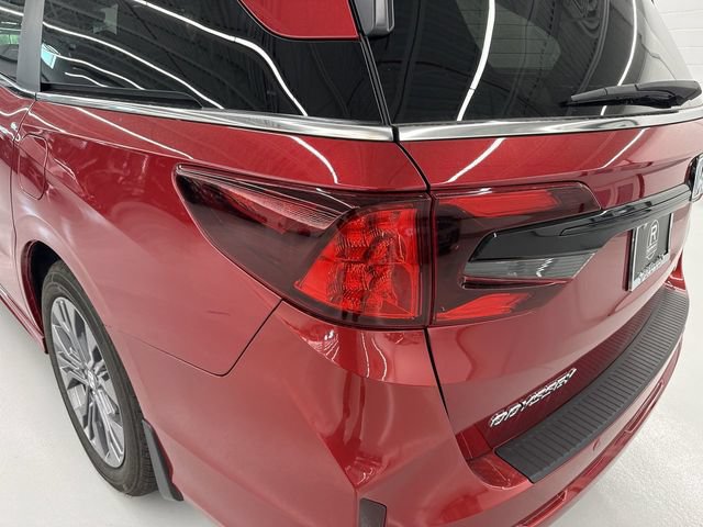 New 2026 Honda Odyssey Touring image 32