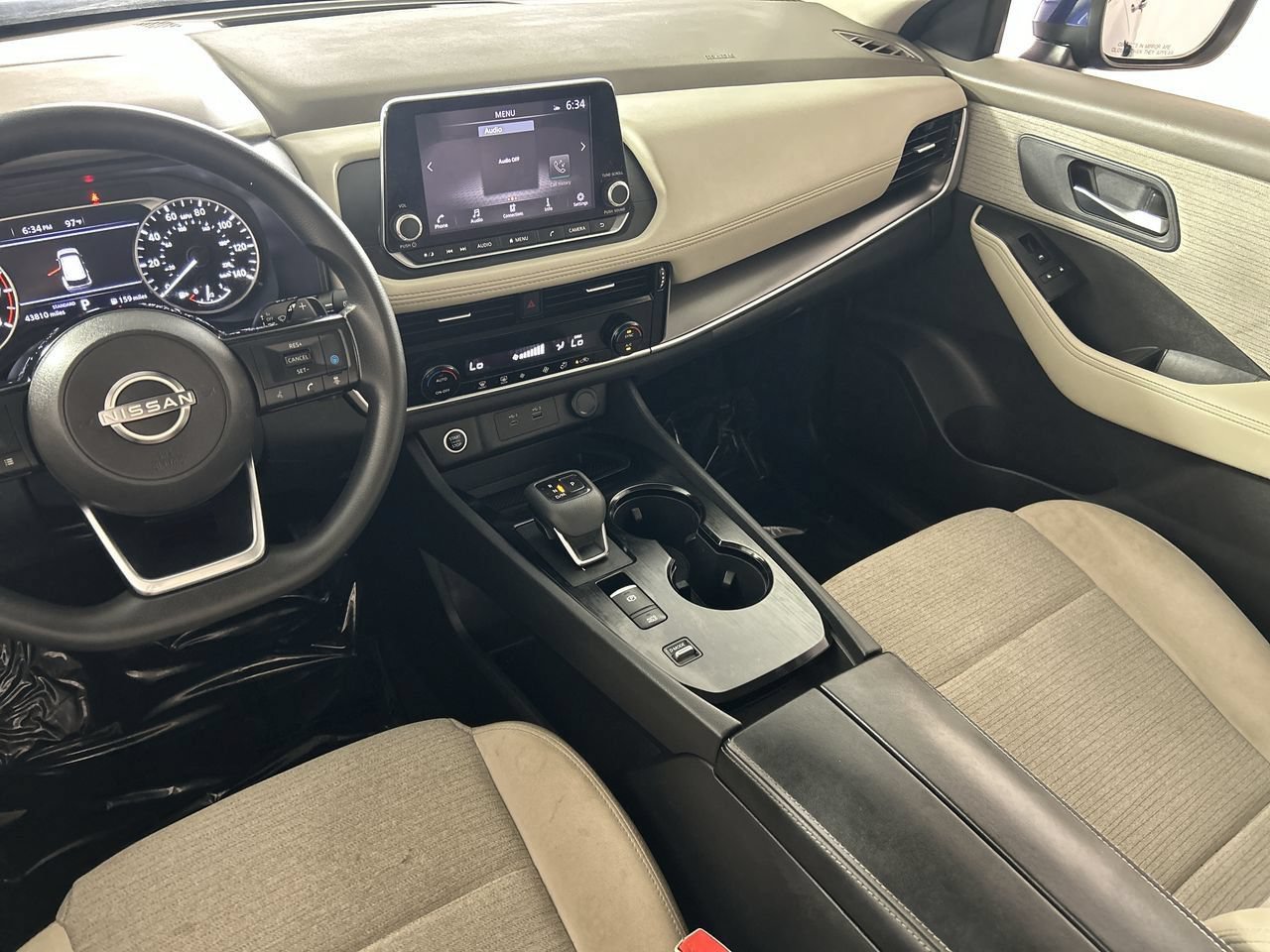 Used 2023 Nissan Rogue SV FWD image 22