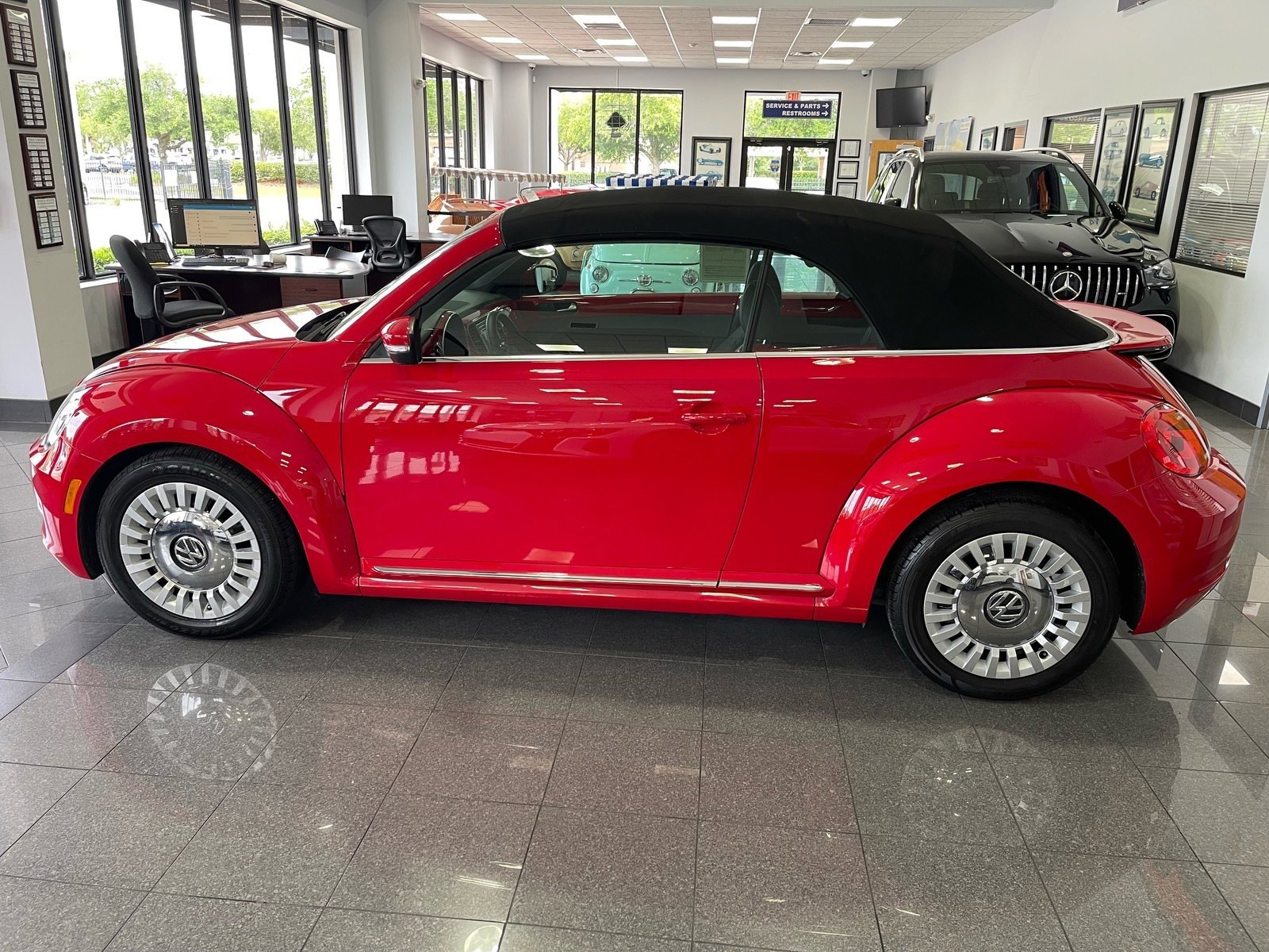 Used 2014 Volkswagen Beetle 1.8T FWD image 43