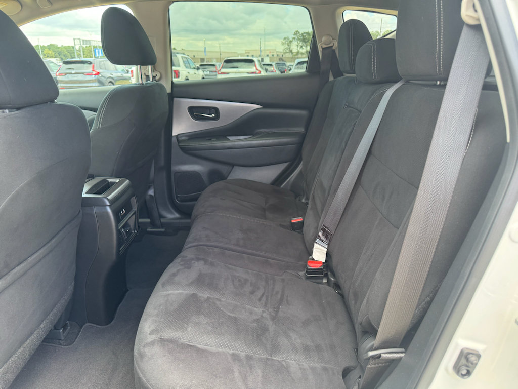 Used 2020 Nissan Murano SV FWD image 23