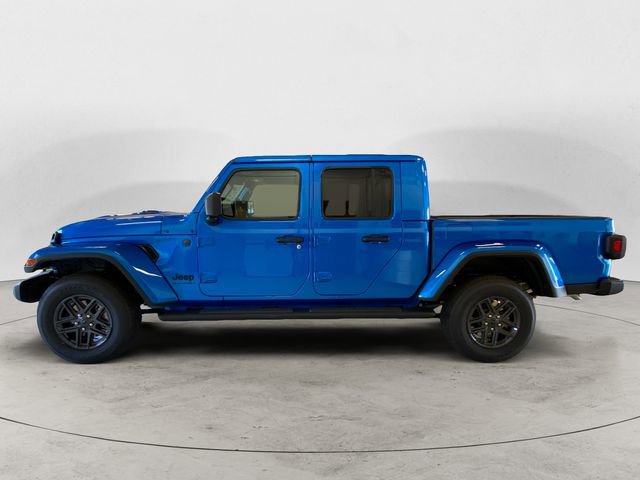 New 2025 Jeep Gladiator Sport image 2