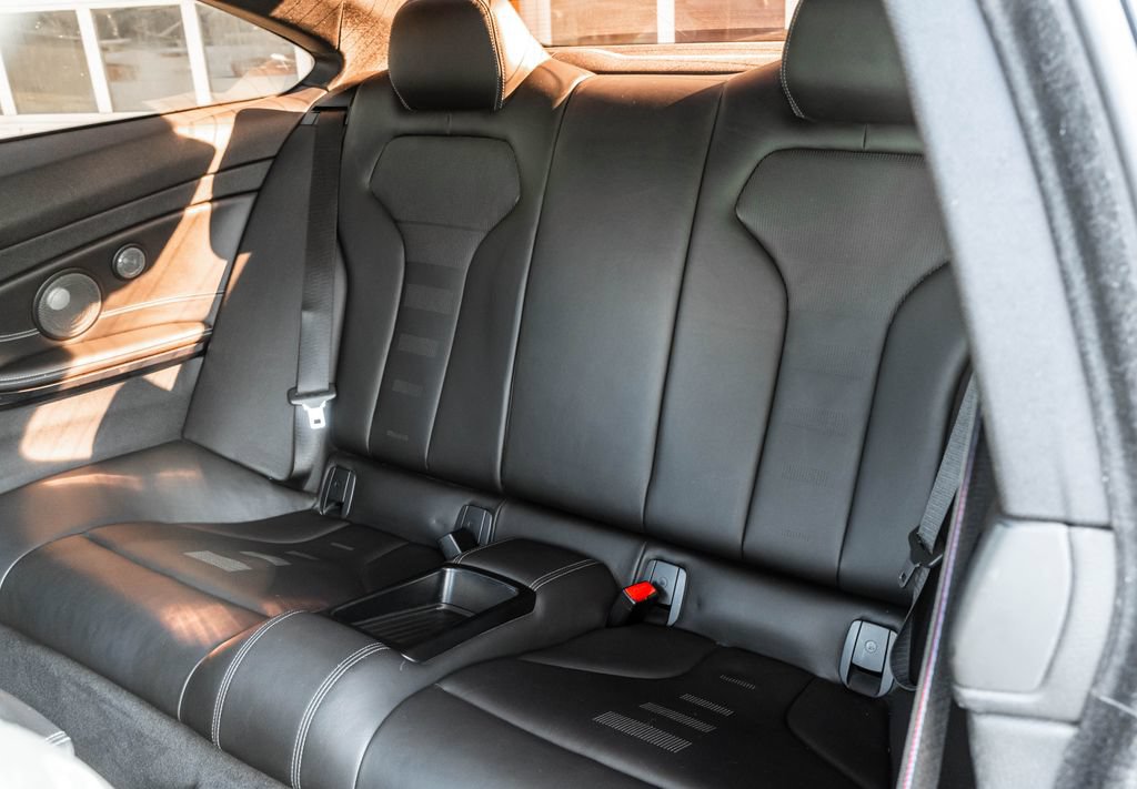 Used 2018 BMW M4 Coupe RWD image 25