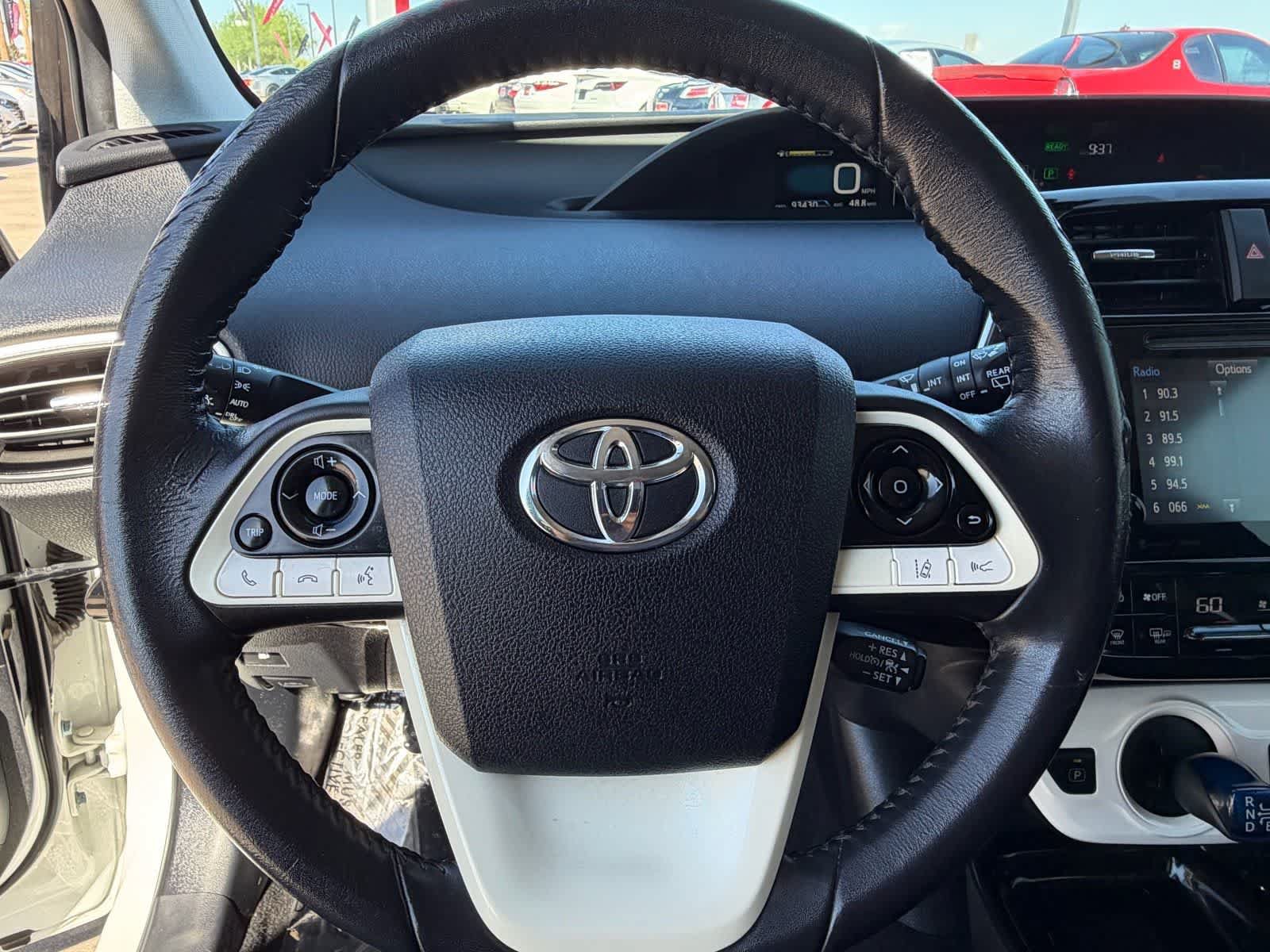 Used 2018 Toyota Prius Three FWD image 12