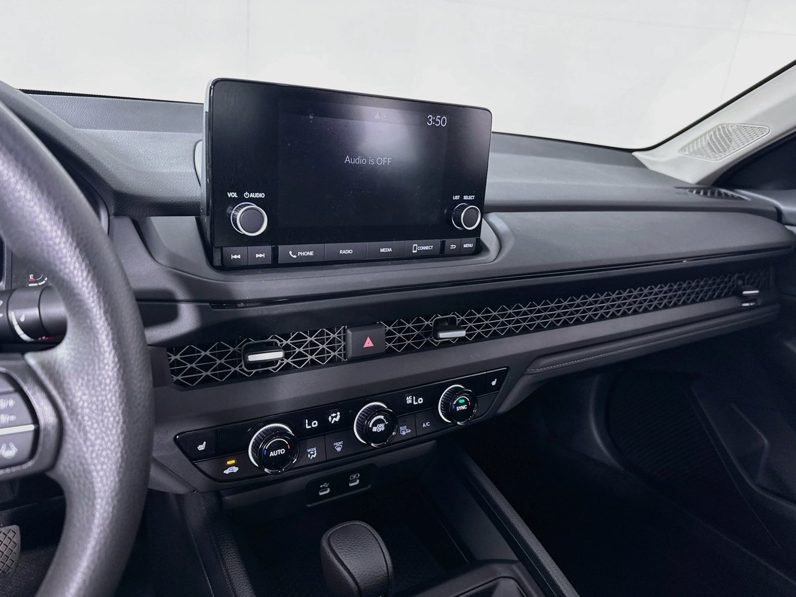 Certified 2024 Honda Accord EX image 15