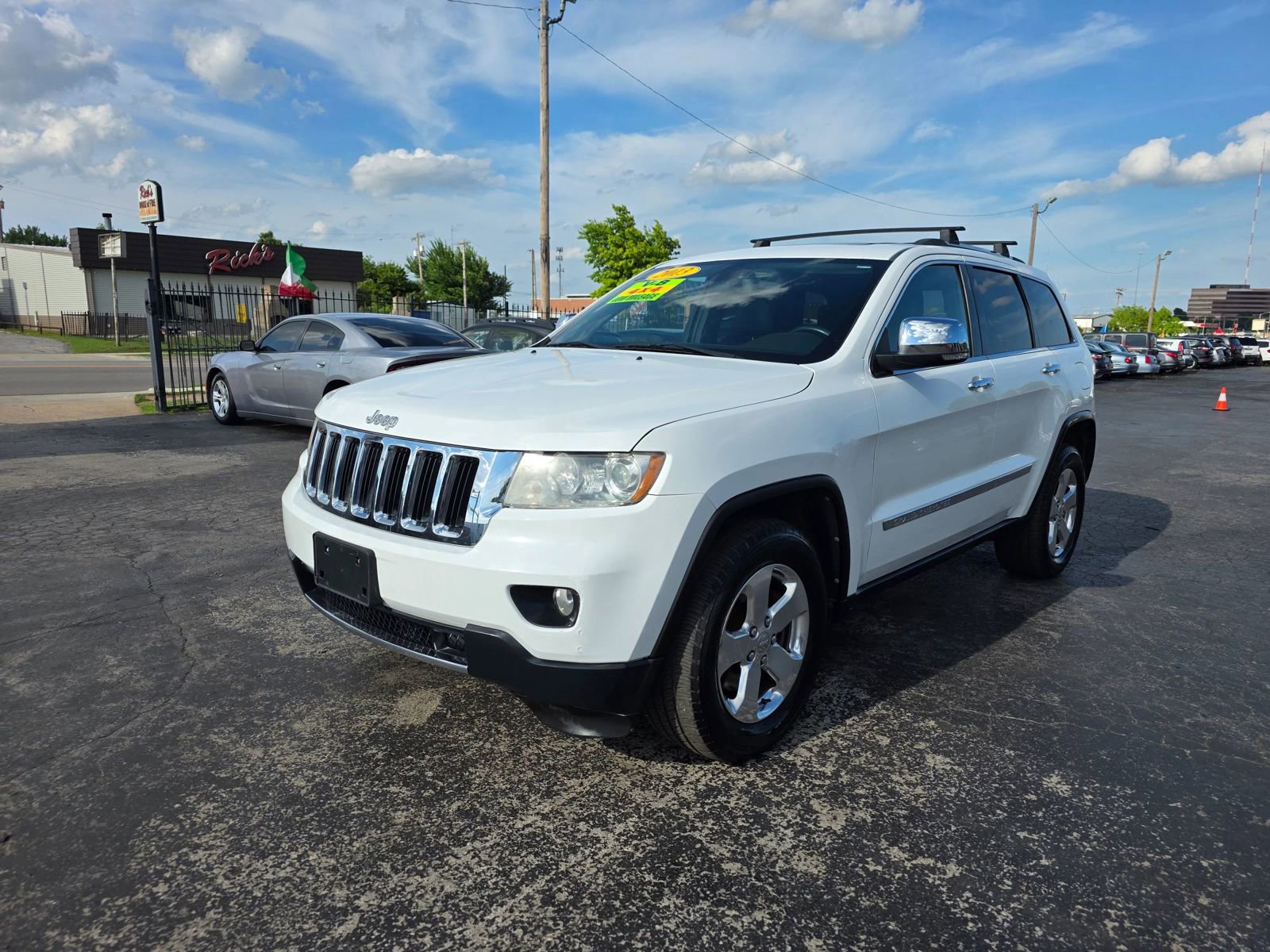 Used 2013 Jeep Grand Cherokee Limited w/ Luxury Group II AWD/4WD image 1