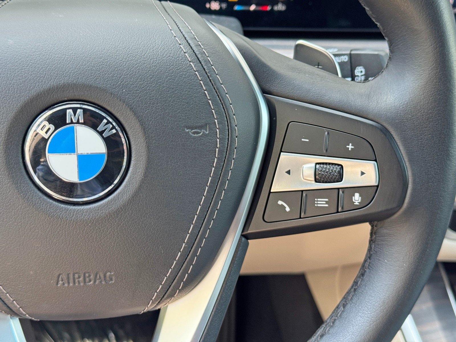 Used 2024 BMW X5 sDrive40i w/ Premium Package RWD image 23