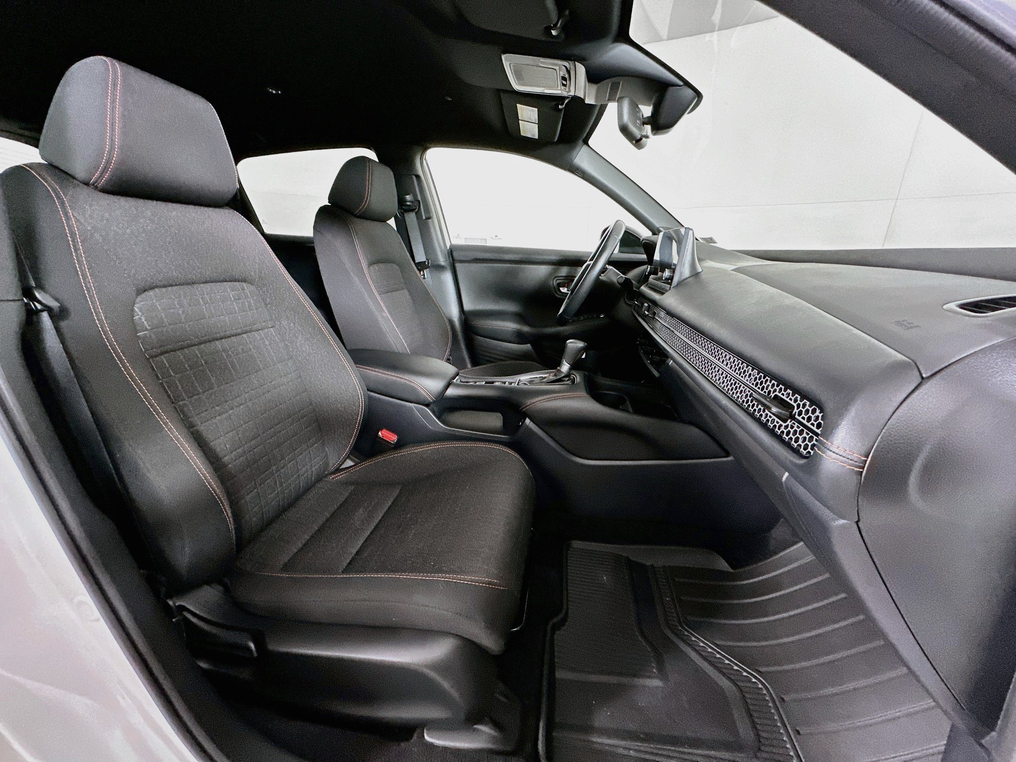 Used 2024 Honda HR-V Sport image 29