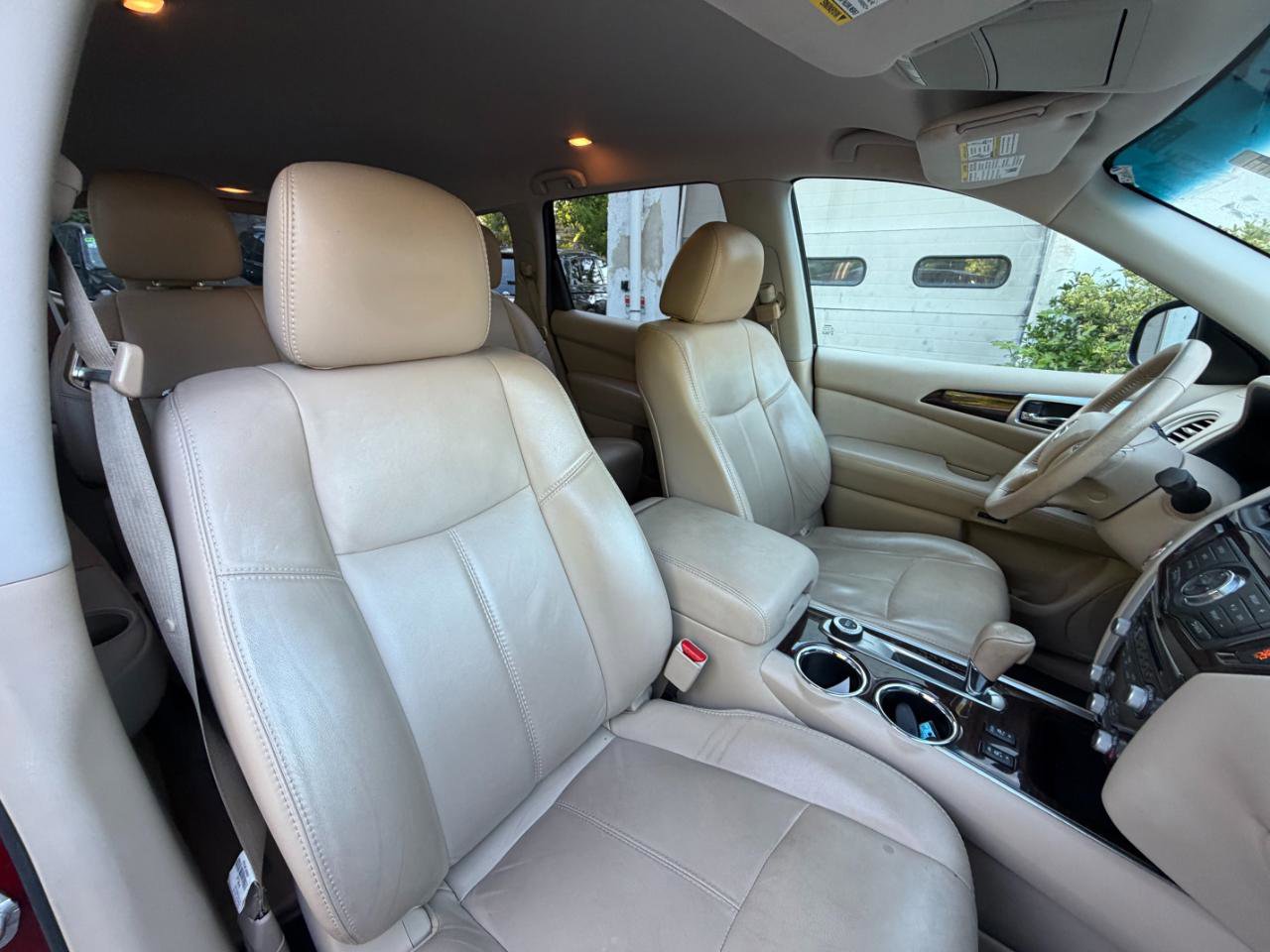 Used 2014 Nissan Pathfinder SL w/ Trailer Tow Package AWD/4WD image 41