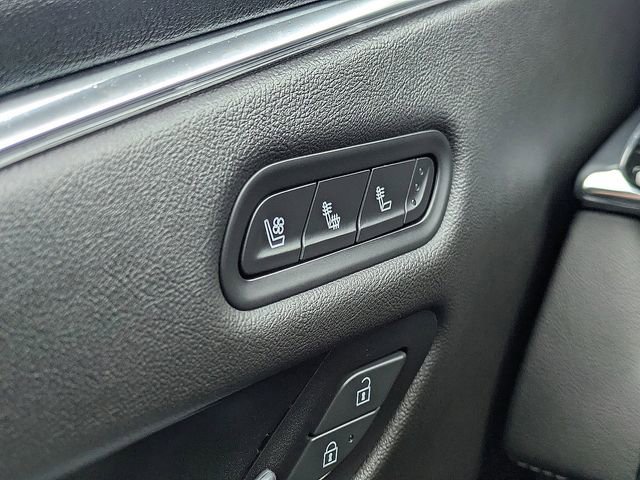 Certified 2024 Cadillac Escalade Sport image 26