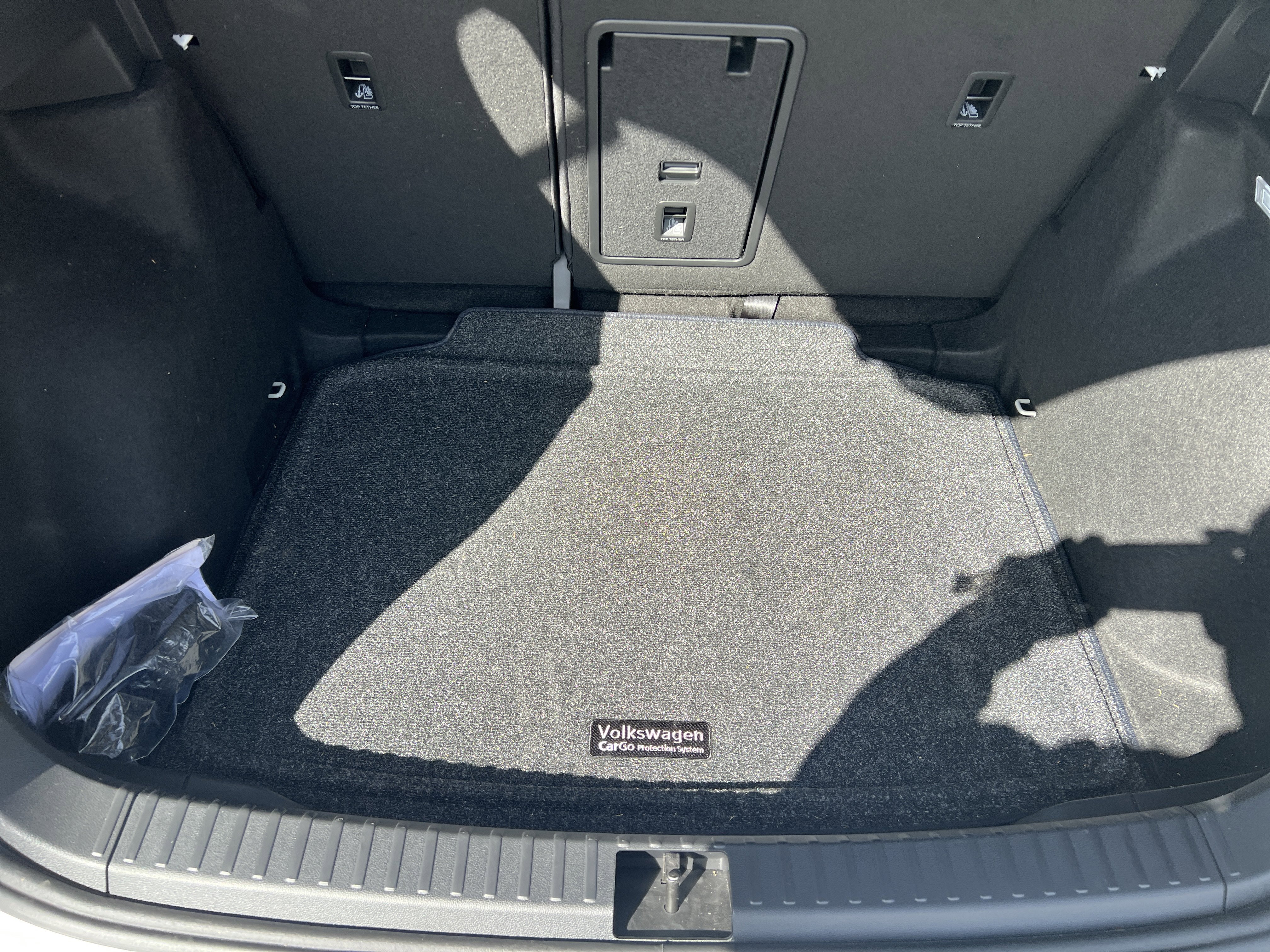 Certified 2025 Volkswagen Taos SE image 31