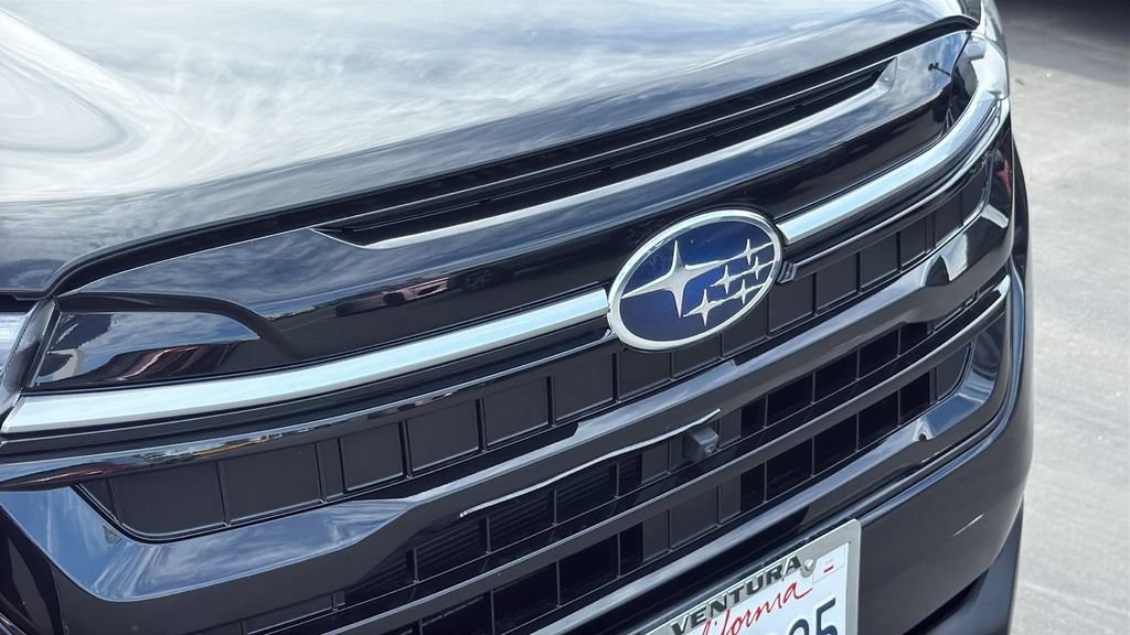 Certified 2025 Subaru Forester Touring AWD/4WD image 9