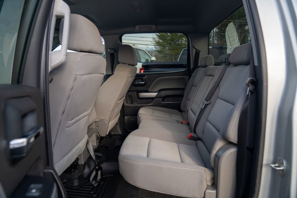 Used 2018 Chevrolet Silverado 1500 LT w/ All Star Edition image 18