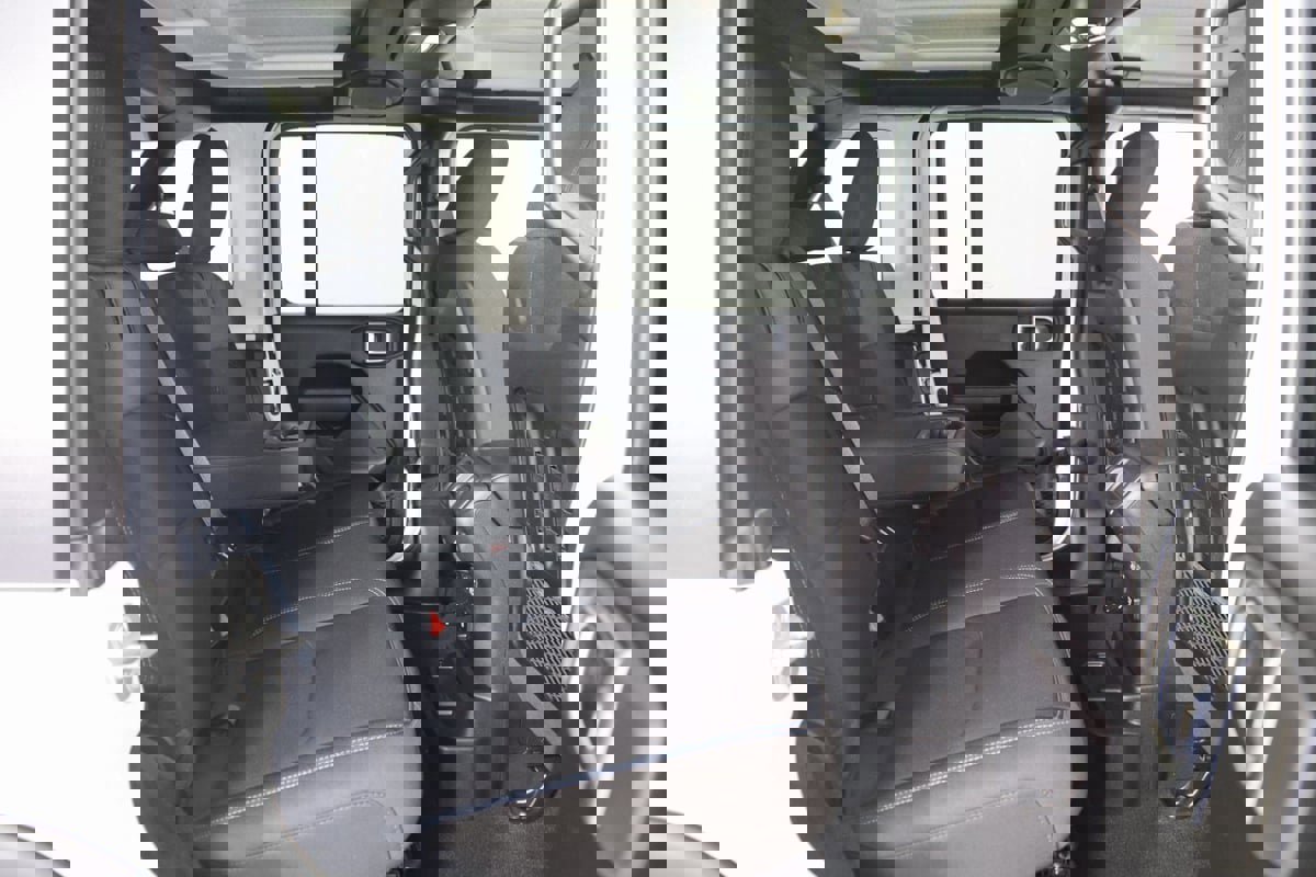 Used 2021 Jeep Wrangler Unlimited Rubicon 4xe image 14