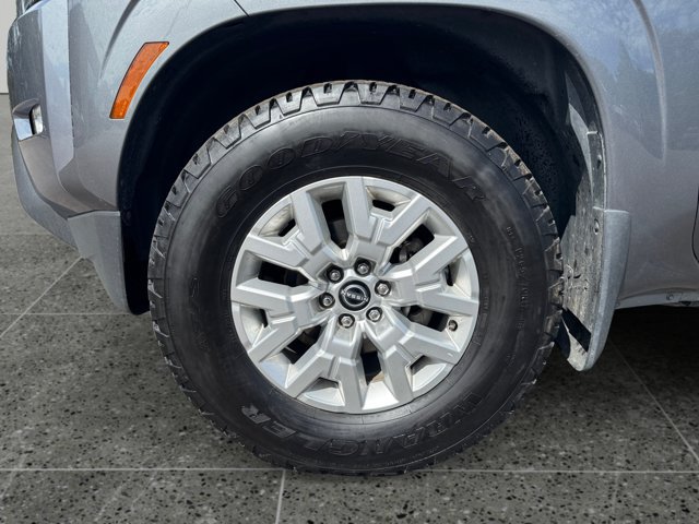 Used 2022 Nissan Frontier SV w/ Technology Package AWD/4WD image 14