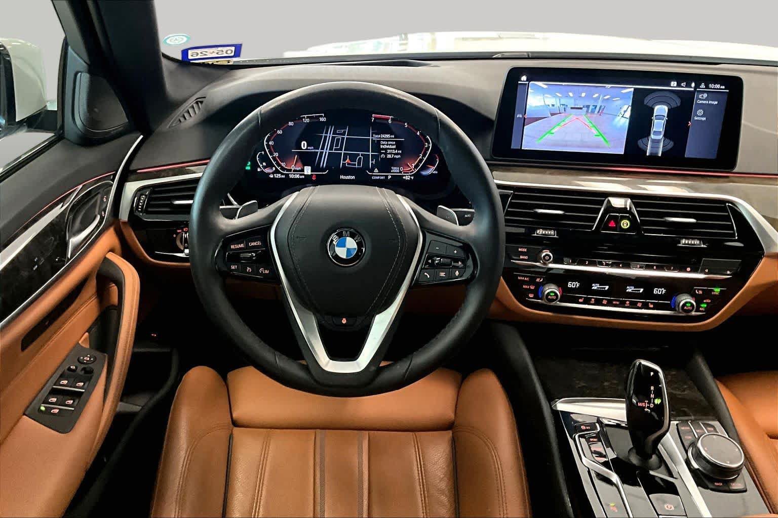Used 2023 BMW 530i w/ Premium Package RWD image 15