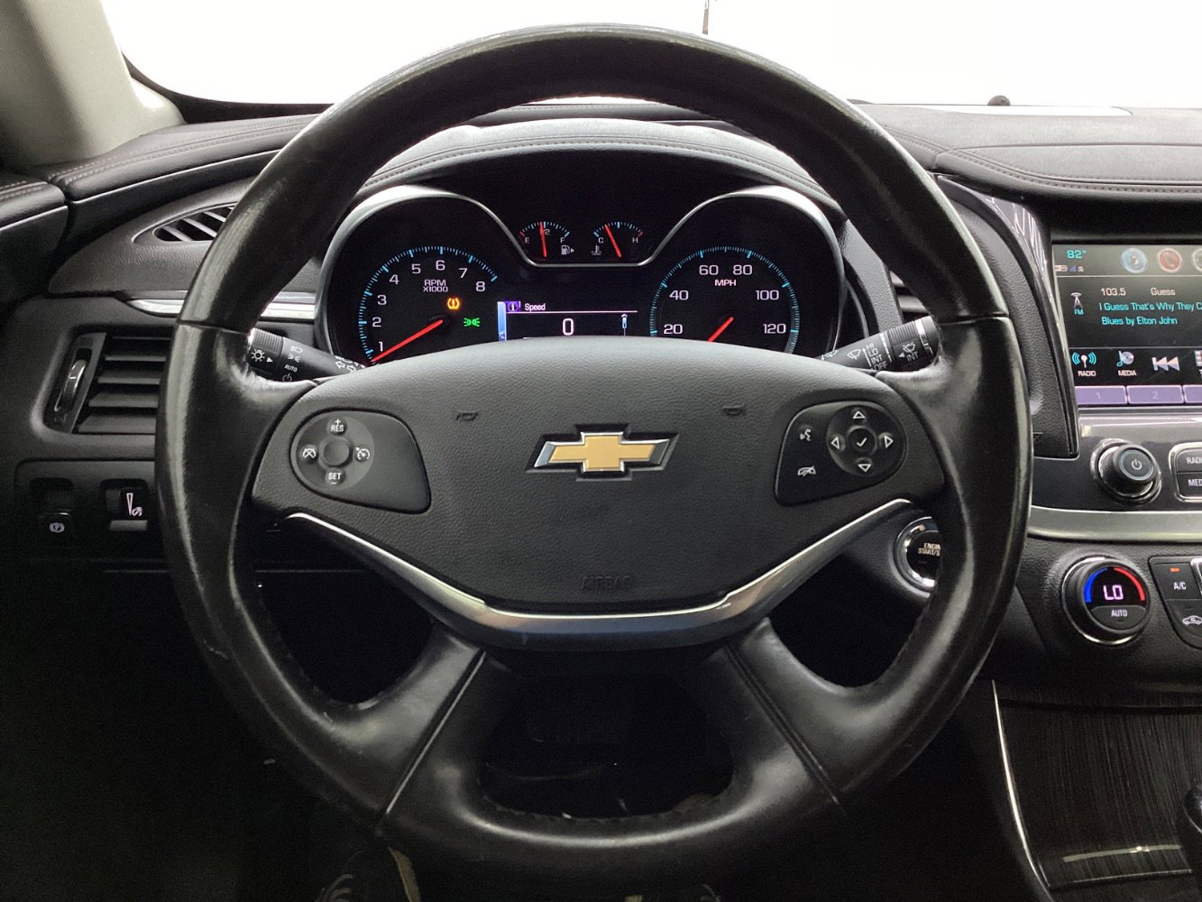 Used 2018 Chevrolet Impala LT FWD image 31