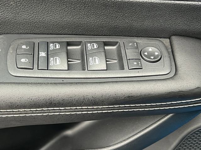 New 2026 Chrysler Pacifica Select AWD/4WD image 15