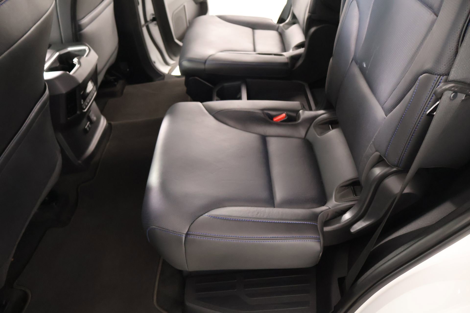 Used 2024 Toyota Sequoia Platinum AWD/4WD image 12