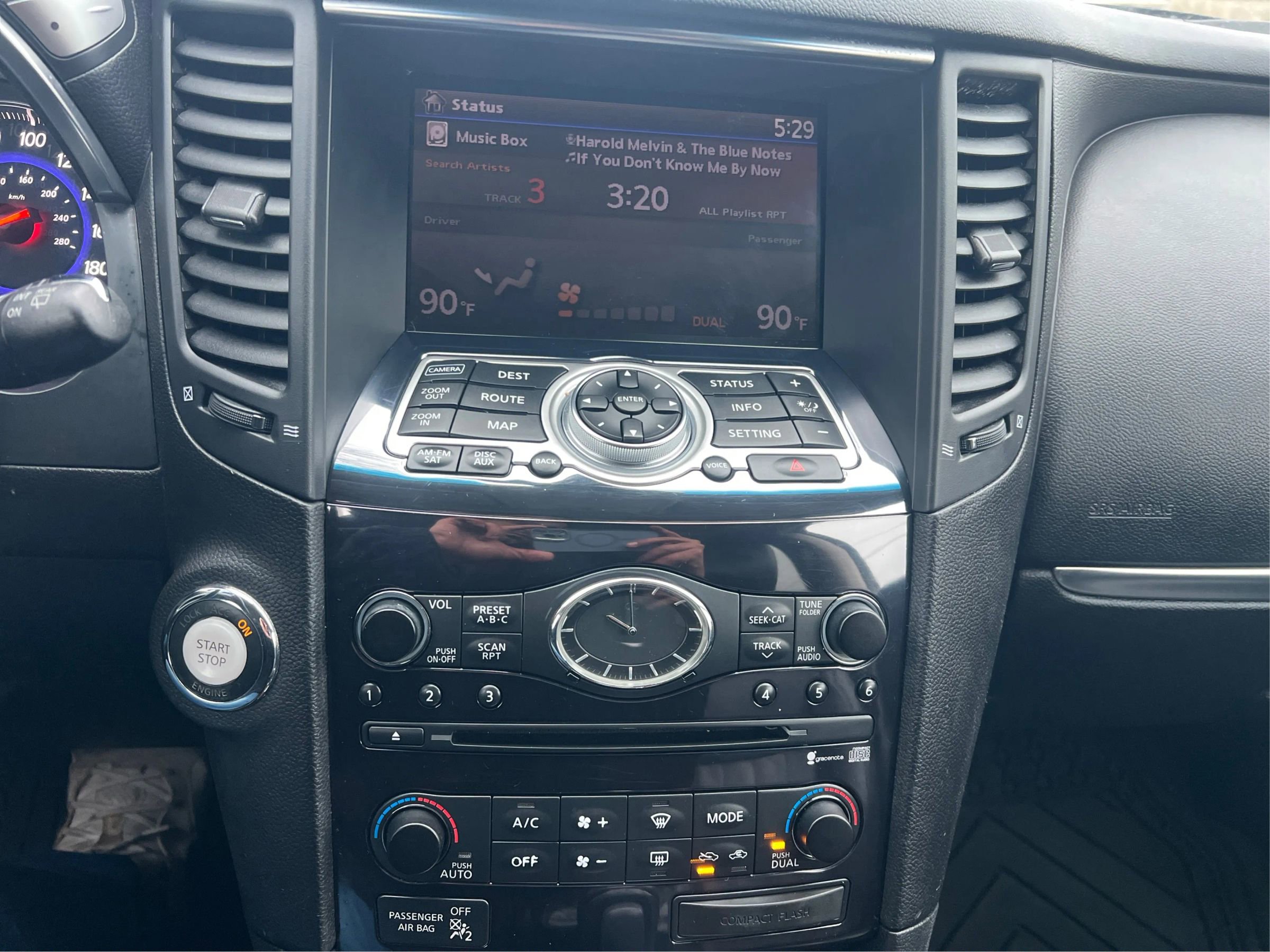 Used 2009 INFINITI FX35 AWD w/ Technology Pkg image 16