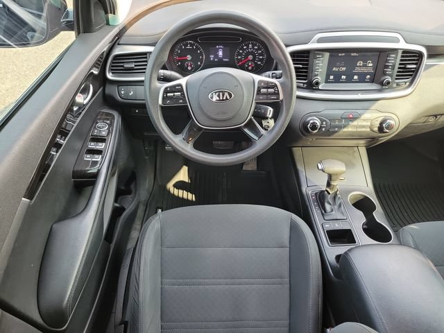 Used 2020 Kia Sorento LX AWD/4WD image 9