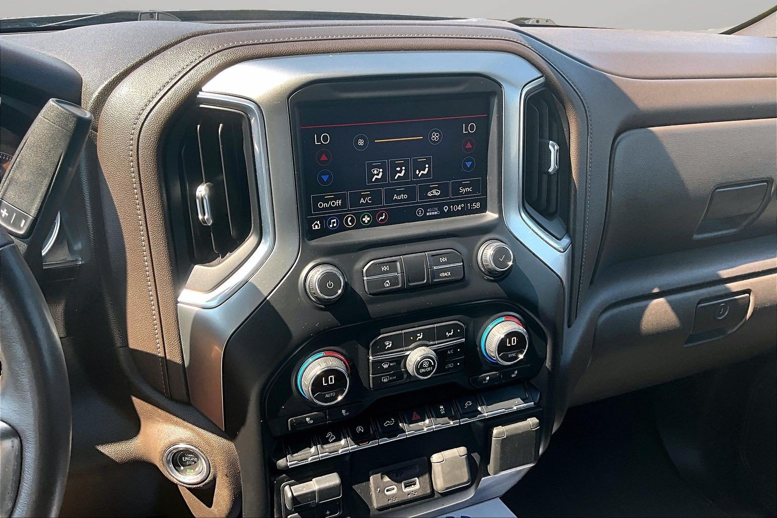 Used 2020 Chevrolet Silverado 1500 LT w/ All-Star Edition AWD/4WD image 6