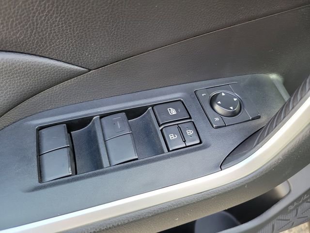Used 2024 Toyota RAV4 LE AWD/4WD image 17
