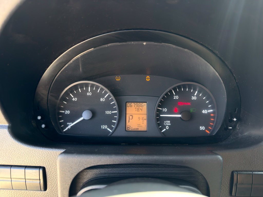 Used 2018 Mercedes-Benz Sprinter 2500 image 30