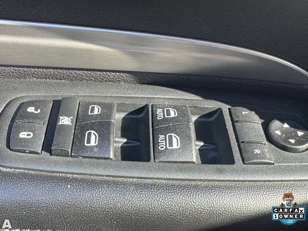 Used 2020 Dodge Durango SXT AWD/4WD image 26