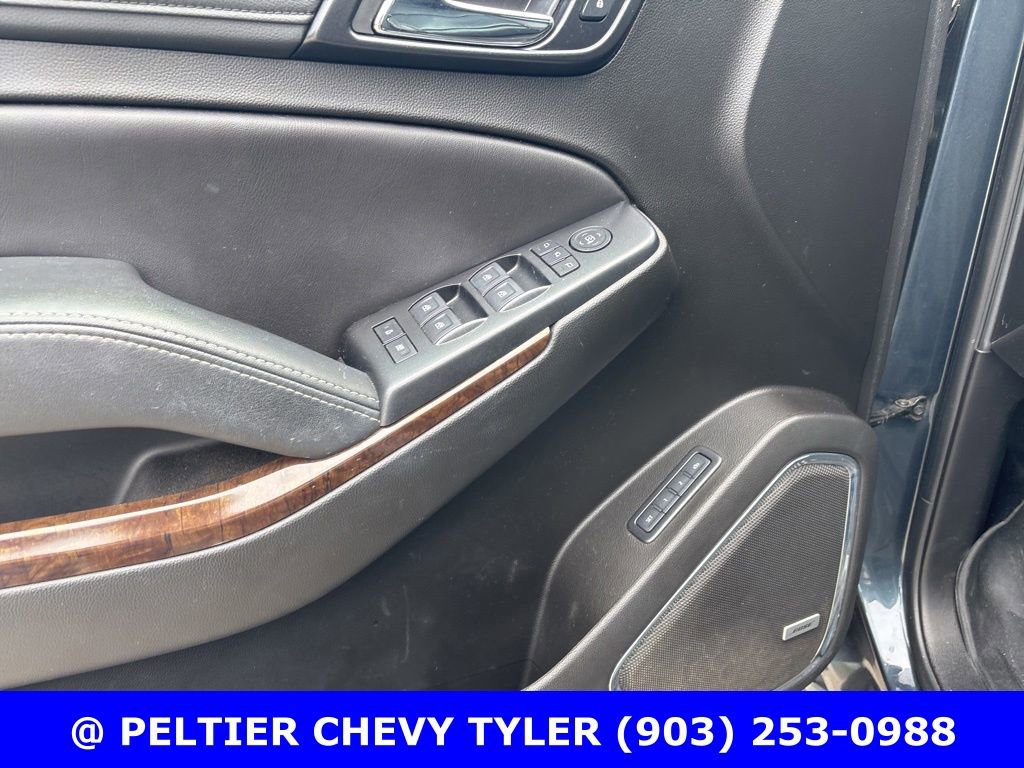 Used 2019 Chevrolet Suburban LT w/ RST Edition RWD image 12