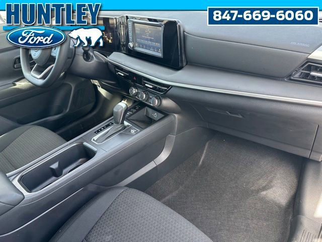 Used 2025 Nissan Kicks S image 10