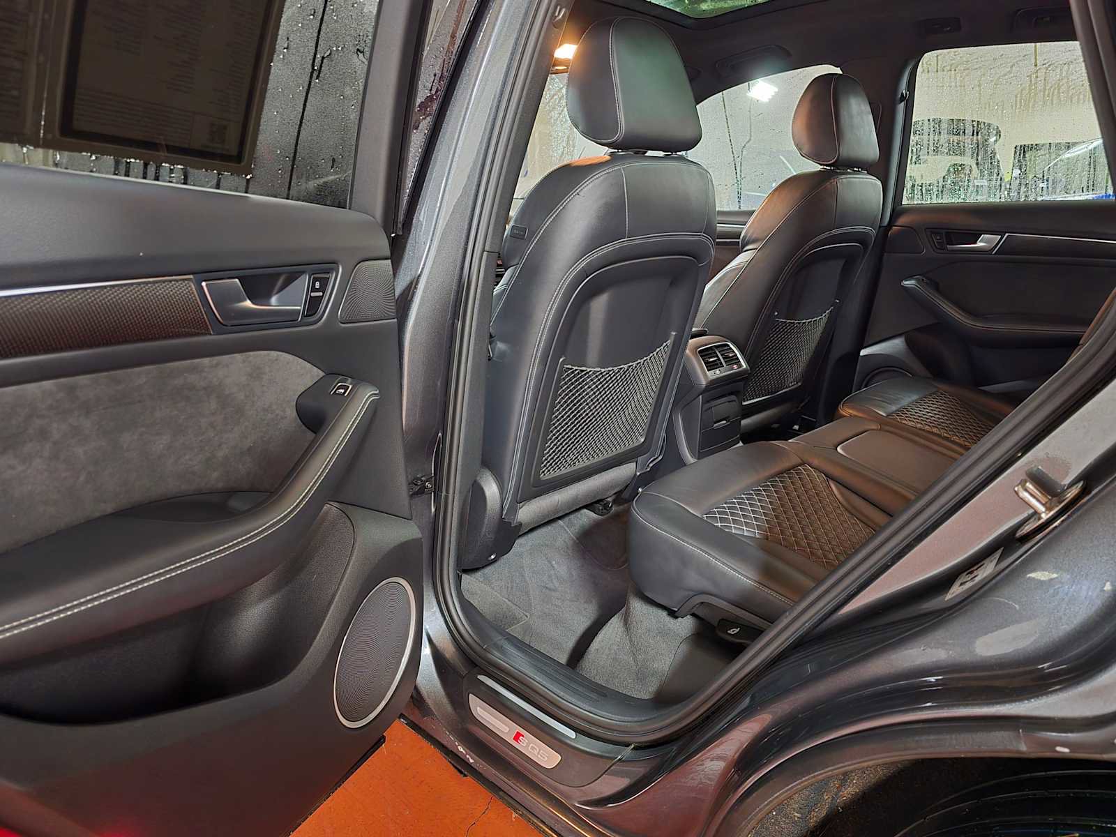 Used 2016 Audi SQ5 Premium Plus w/ Technology Package image 21