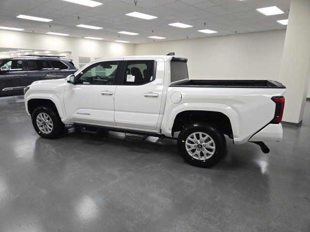 New 2026 Toyota Tacoma SR5 image 3