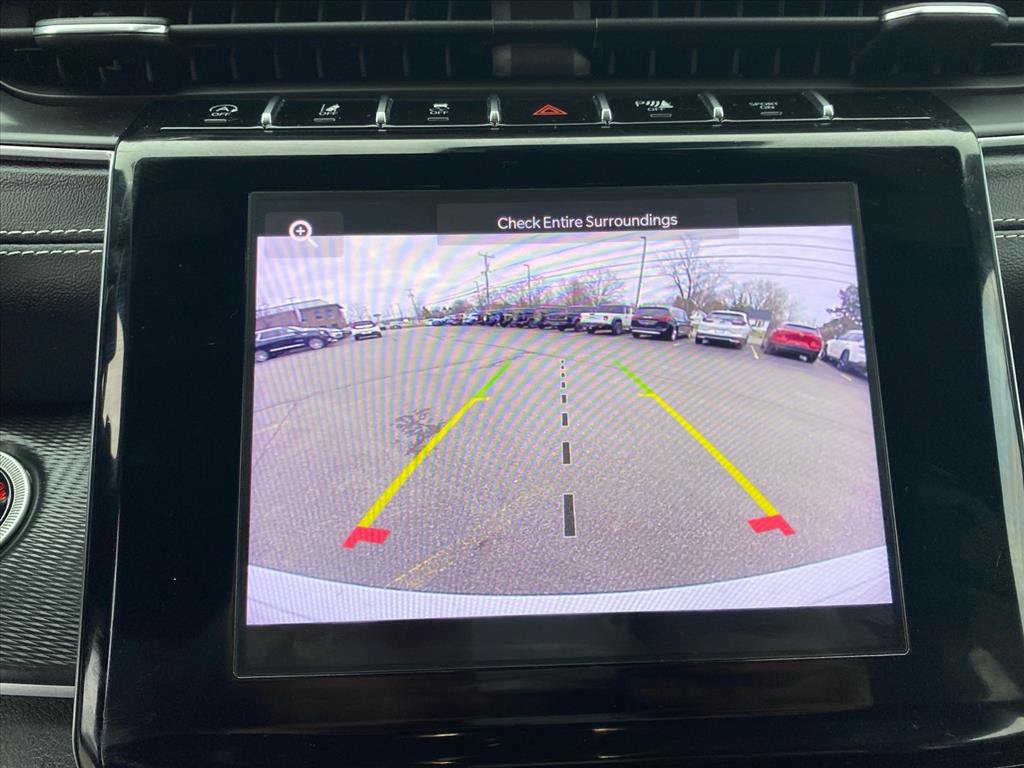 Used 2023 Jeep Grand Cherokee Altitude AWD/4WD image 13