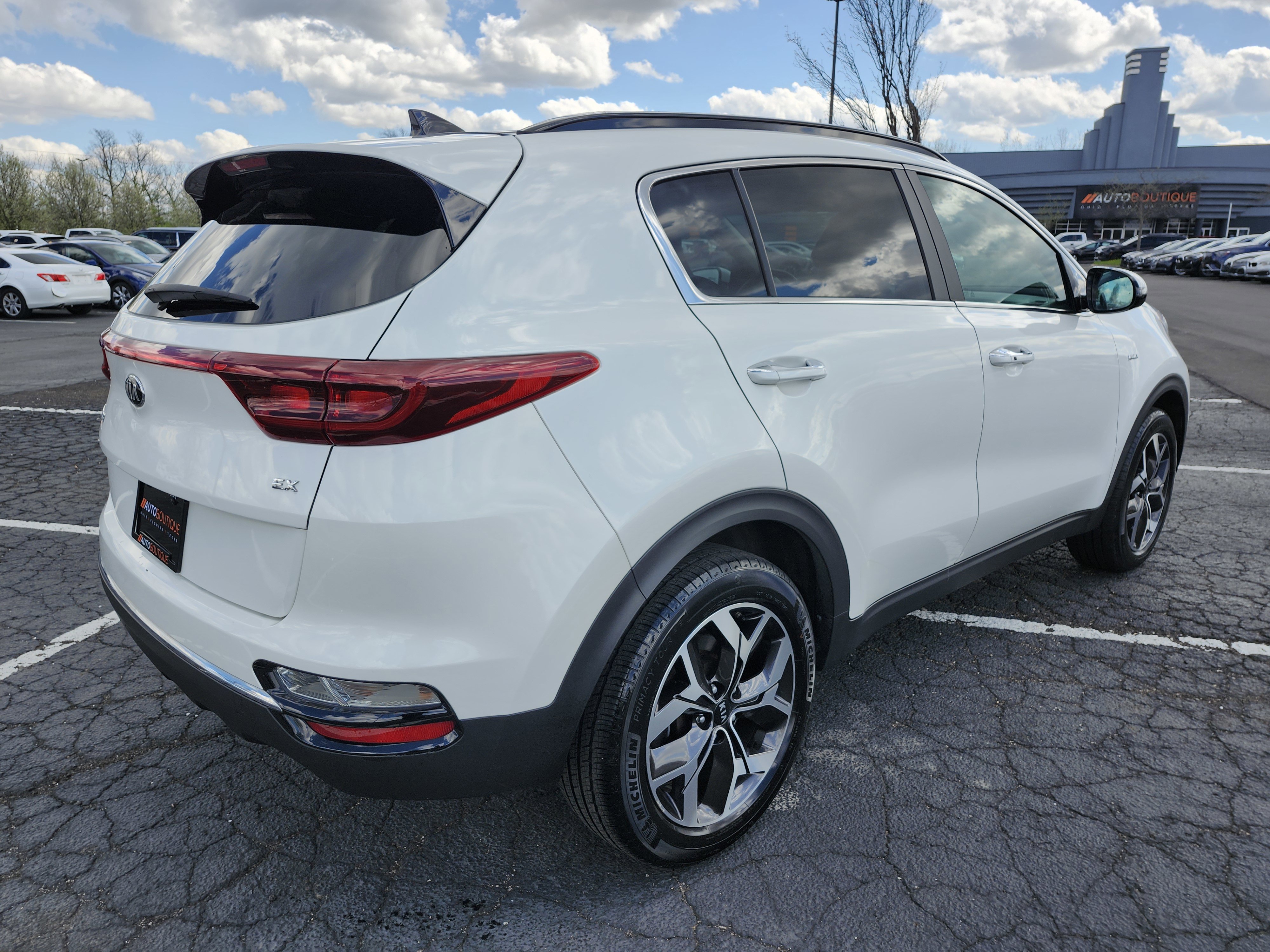 Used 2022 Kia Sportage EX image 19