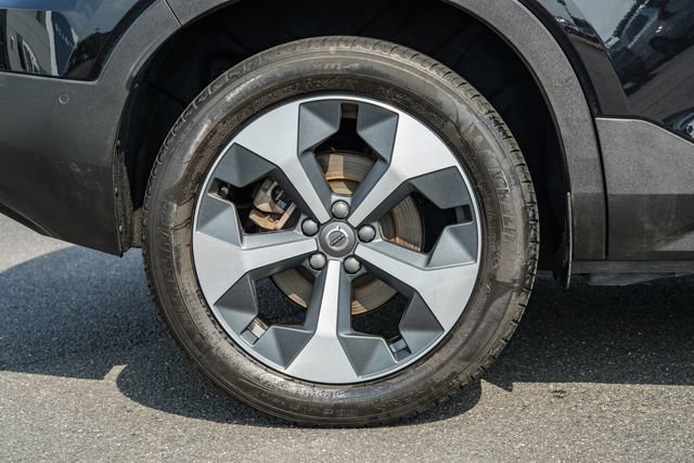Certified 2023 Volvo XC40 B5 Plus w/ Protection Package Premier AWD/4WD image 19