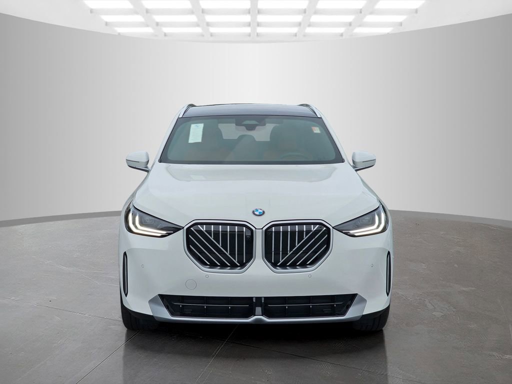 Used 2026 BMW X3 xDrive30 w/ Premium Package image 3